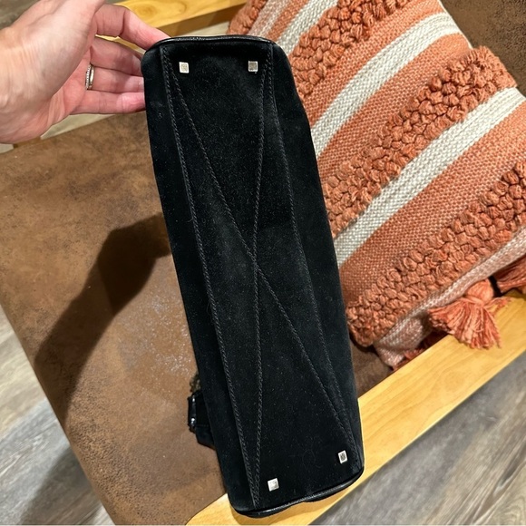 Stuart Weitzman Vintage Black Suede Shearling Shoulder Bag Purse 90’s Y2K - Picture 11 of 13